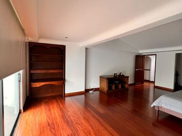 APARTAMENTO EN VENTA EN LA TOMATERA EL POBLADO 4 HABITACIONES 499 MTS