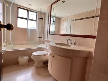 APARTAMENTO EN VENTA EN LA TOMATERA EL POBLADO 4 HABITACIONES 499 MTS