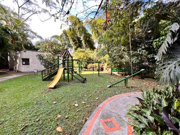 APARTAMENTO EN VENTA EN LA TOMATERA EL POBLADO 4 HABITACIONES 499 MTS