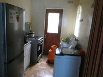 CASA EN BARRIO LOS CONQUISTADORES