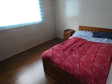 CASA EN BARRIO LOS CONQUISTADORES