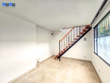 Arriendo Oficina Duplex La Esmeralda