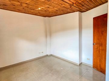 Arriendo Oficina Duplex La Esmeralda