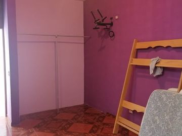 SE VENDE CASA DE PLAYA EN CALLE COMERCIO,    CERRO AZUL