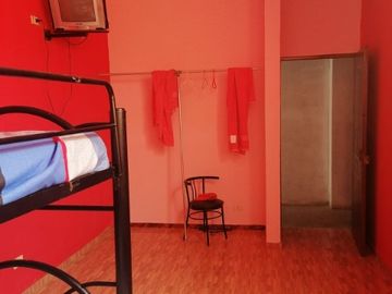SE VENDE CASA DE PLAYA EN CALLE COMERCIO,    CERRO AZUL
