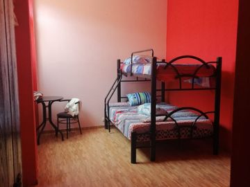 SE VENDE CASA DE PLAYA EN CALLE COMERCIO,    CERRO AZUL