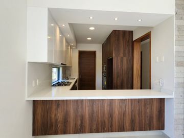 Casa Nueva en Venta en Parques Vallarta en Zapopan