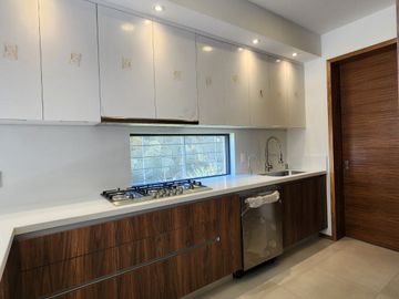 Casa Nueva en Venta en Parques Vallarta en Zapopan
