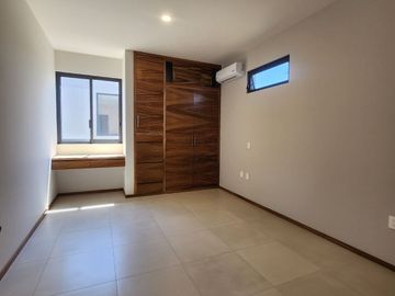 Casa Nueva en Venta en Parques Vallarta en Zapopan