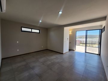 Casa Nueva en Venta en Parques Vallarta en Zapopan