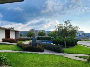 Casa Nueva en Venta en Parques Vallarta en Zapopan
