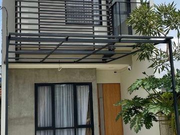 RUMAH DIJUAL MURAH PERUMAHAN 2 LANTAI DI CINANGKA SAWANGAN DEPOK DEKAT TERMINAL PONDOK CABE JUAL