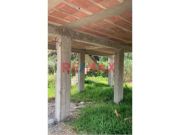 Venta De Terreno Con Construcción En Curso