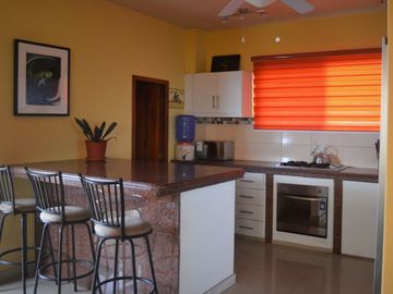 casa con vista al mar de venta en puerto cayo
