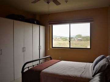 casa con vista al mar de venta en puerto cayo