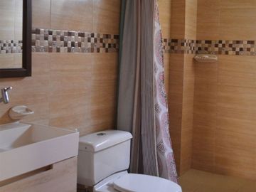 casa con vista al mar de venta en puerto cayo