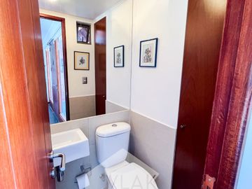 Excelente, Amplia Y Gran Terreno 6d-5b En Condominio Cerrado