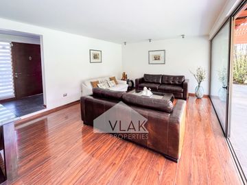 Excelente, Amplia Y Gran Terreno 6d-5b En Condominio Cerrado