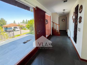 Excelente, Amplia Y Gran Terreno 6d-5b En Condominio Cerrado