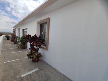 casa en urbanización de venta en manta zona sur