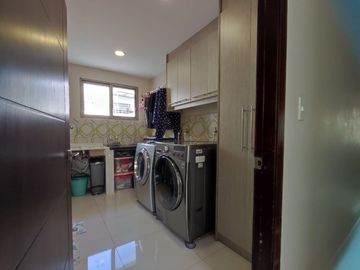 casa en urbanización de venta en manta zona sur