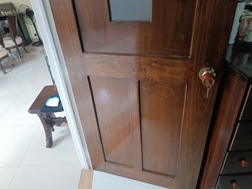 VICTORIA, SE VENDE CASA GRANDE UN PISO EXCELENTE UBICACION