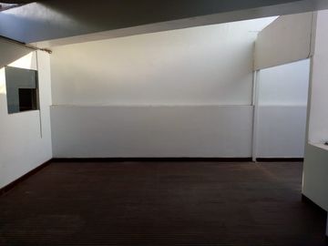 Casa en Venta - Urb. Santa Beatriz, Cercado de Lima