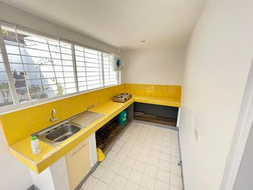 RUSH!!! 422 sq.m house in Tierapura Subd.Q.C.