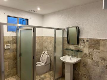 RUSH!!! 422 sq.m house in Tierapura Subd.Q.C.