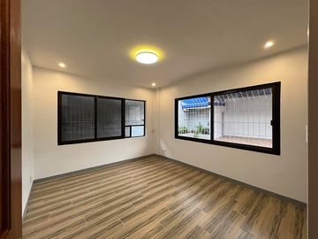 RUSH!!! 422 sq.m house in Tierapura Subd.Q.C.