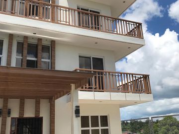 Tagaytay Duplex | Duplex House and Lot for Sale in Villagio Subdivision Tagaytay