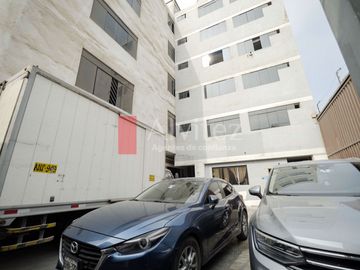 VENDO impresionante oportunidad de propiedad para fines industriales a pasos de la Av. Canto Bello a precio sin igual.
