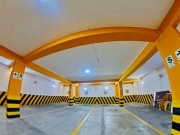 FANTASTICO EDIFICIO EN VENTA -- OPORTUNIDAD DE INVERSION EN LINCE
