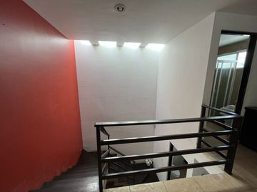 VENTA CASA CON ESTUDIO EN PLANTA BAJA EN JURIQUILLA QUERETARO