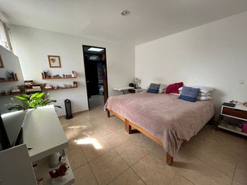 VENTA CASA CON ESTUDIO EN PLANTA BAJA EN JURIQUILLA QUERETARO