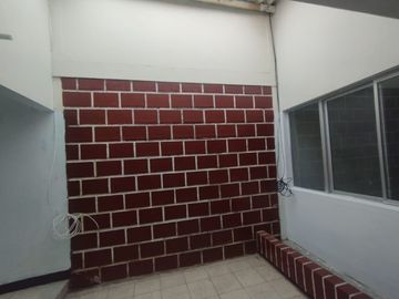 VENTA CASA EN LOS ESTEROS SUR DE GUAYAQUIL (VIVI)