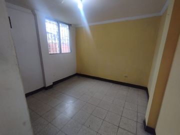 VENTA CASA EN LOS ESTEROS SUR DE GUAYAQUIL (VIVI)