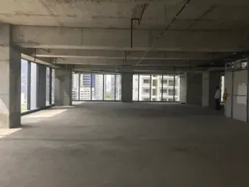 JP -For Lease: 1,399 sqm. Office Space in High Street South Corporate Plaza, BGC