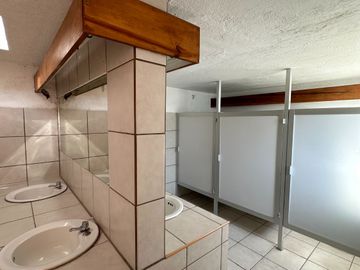 VENTA DE HERMOSA CASA DE 4,000 MTS DE TERRENO EN ZONA RESIDENCIAL DE CUERNAVACA
