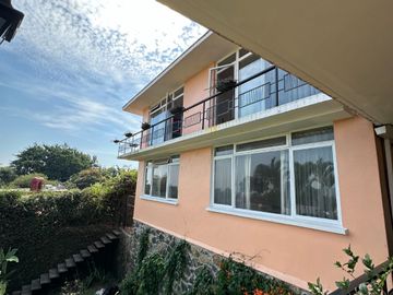 VENTA DE HERMOSA CASA DE 4,000 MTS DE TERRENO EN ZONA RESIDENCIAL DE CUERNAVACA