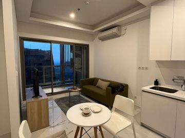 For Lease South Quarter Residence 1 BR + Study Room, New Furnished- Simatupang South Jakarta