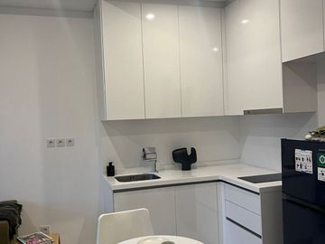 For Lease South Quarter Residence 1 BR + Study Room, New Furnished- Simatupang South Jakarta