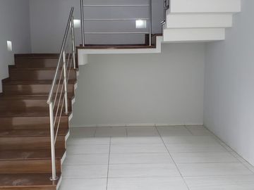 VENTA CASA VISTA PANORAMICA LOMAS VERDES 6TA SECCION