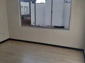 VENTA DE CASA DE 165 M2 EN CONJUNTO EN LA FLORIDA, MANIZALES CALDAS