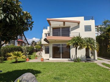 VENTA CASA 3 DORMITORIOS CUMBAYA SECTOR FRANCISCO DE ORELLANA