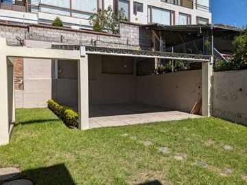 VENTA CASA 3 DORMITORIOS CUMBAYA SECTOR FRANCISCO DE ORELLANA