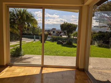 VENTA CASA 3 DORMITORIOS CUMBAYA SECTOR FRANCISCO DE ORELLANA