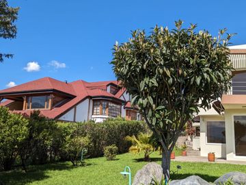 VENTA CASA 3 DORMITORIOS CUMBAYA SECTOR FRANCISCO DE ORELLANA