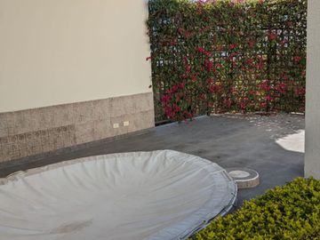 VENTA CASA 3 DORMITORIOS CUMBAYA SECTOR FRANCISCO DE ORELLANA