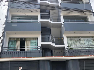 DEPARTAMENTO VISTA CALLE CON BALCON 3ER PISO SAN JUAN DE MIRAFLORES